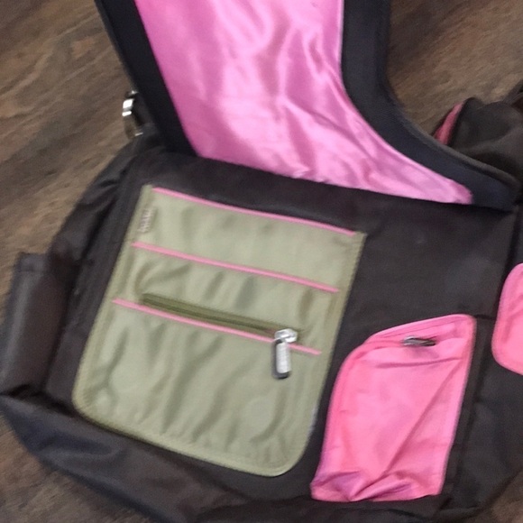 JJ Cole Collections Laptop Bag - Picture 3 of 14